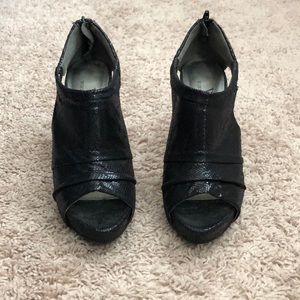 Black sequenced heels